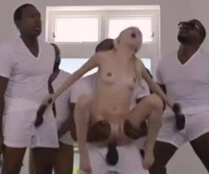una gangbang whiteh nere cocks