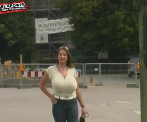 tette enormi di nadine jansen